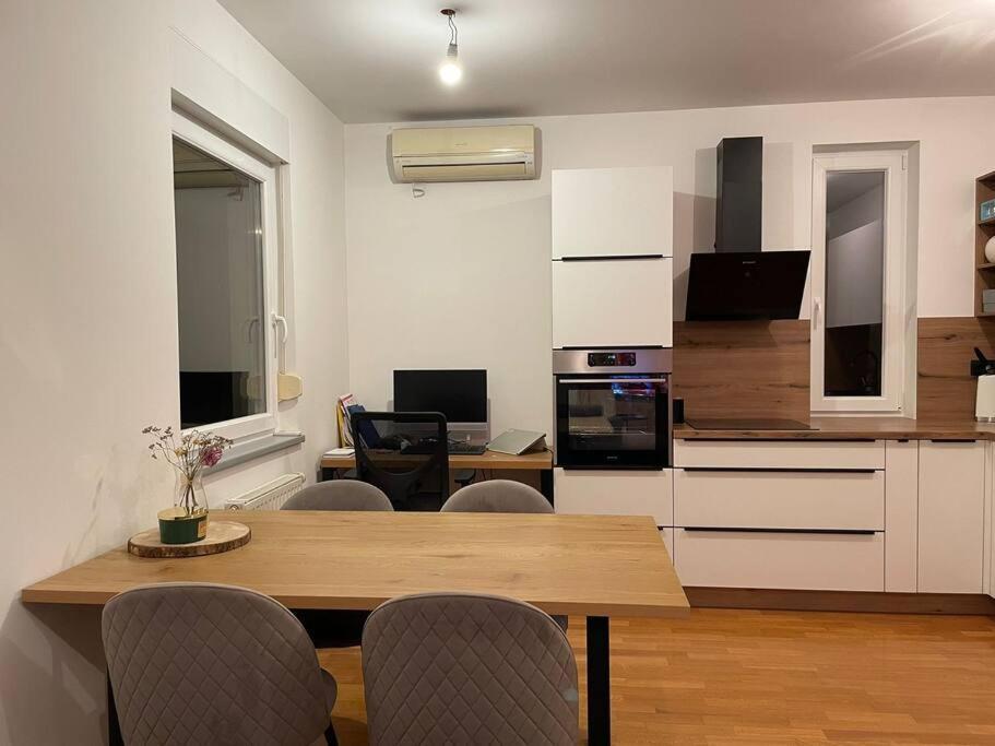 Appartement Mely Rose à Ljubljana Extérieur photo
